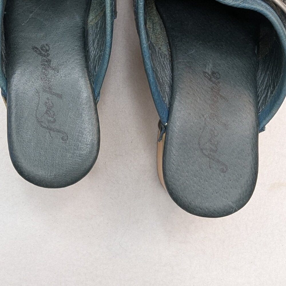 RARE Free People Culver City Clog  Women's Sandal size 37 Color Blue Color - Picture 16 of 16